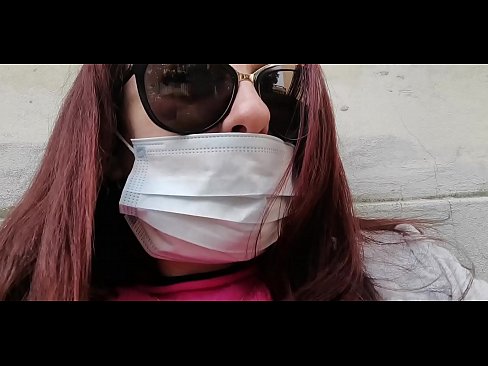 ❤️ Nicoletta hämnas på sin granne och kissar i hans garage (Special Covid19 Italian Quarantine) ️ Porno fb at us ❌